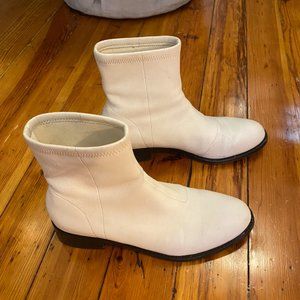 Opening Ceremony Dani Flat Boot - White sz 10